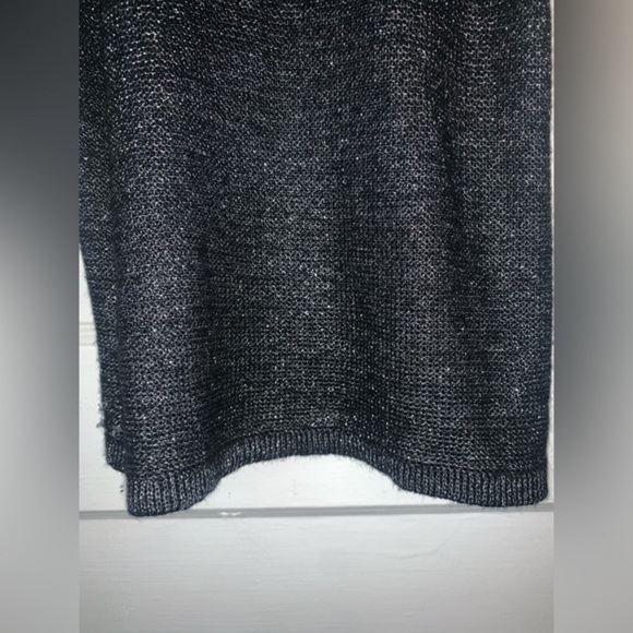 Urban outfitters sparkle & fade black shimmery tank size small - Picture 4 of 8